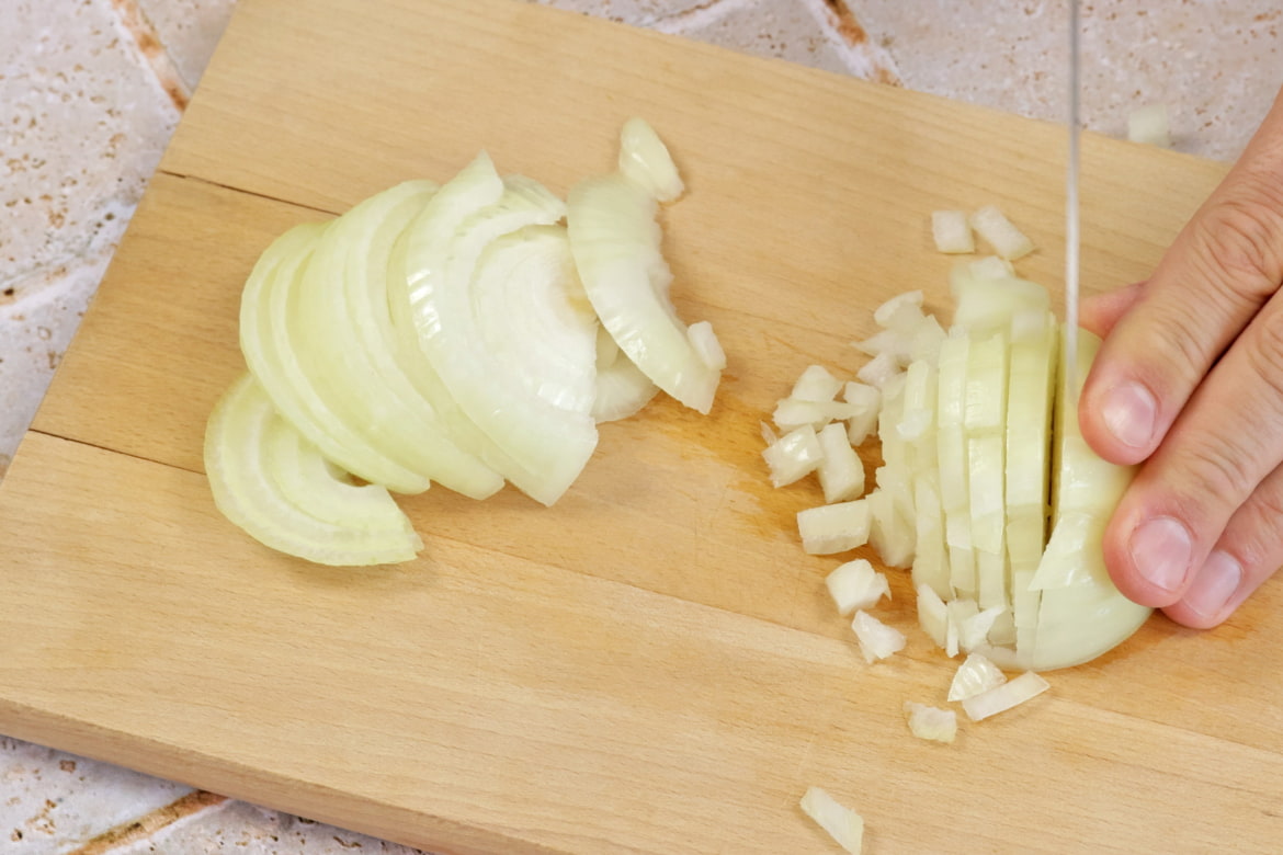 Torta di cipolle: la ricetta facile e veloce